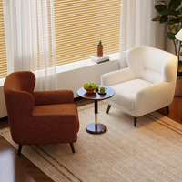 Fauteuil de détente moderne nordique en velours blanc, dossier capitonné, dossier réglable manuellement, pieds en bois pour salon et chambre à coucher