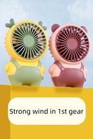 Popular dibujos animados mini portátil USB carga pequeño ventilador estudiantes niños Oficina escritorio pequeño ventilador eléctrico regalo