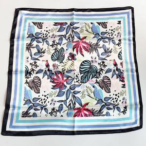 Vente en gros foulard carré en soie satinée 90x90 foulards en soie imprimés personnalisés de luxe