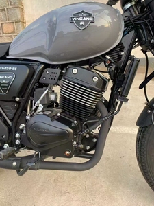 Motocicletta Retrò, Elegante e Potente da 250cc con Funzione ABS, un Prodotto con un Eccellente Rapporto Qualità-Prezzo - Product Image 6
