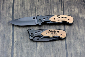 Dao gấp bỏ túi săn bắn chiến thuật ngoài trời, cán gỗ ô liu, khắc họa tiết, bán buôn OEM Bochen - Product Image 5