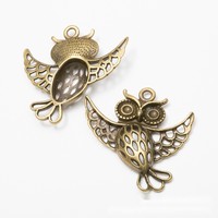 Pendentif hibou ailé ajouré en alliage de zinc argenté antique pour marque-page de livre, accessoire pour les amateurs de livres