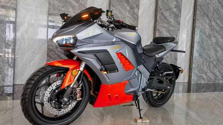 Ytm Racing Electric Motorcycle 72v 8000w 130km/h Odm Wholesale