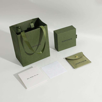 Sac cadeau en papier kraft blanc de luxe imprimé sur mesure avec poignée en ruban pour l'artisanat, l'achat de bougies, personnalisé avec votre propre logo