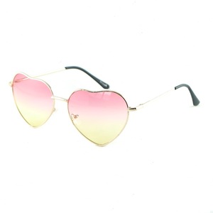 Lunettes <span class=keywords><strong>de</strong></span> <span class=keywords><strong>soleil</strong></span> mode pour femmes coeur Design or métal cadre UV400 Protection solaire alliage matériau ressort charnière <span class=keywords><strong>pas</strong></span> <span class=keywords><strong>cher</strong></span> dames nuances - Product Image 3
