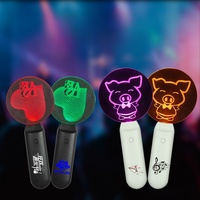 Articles de fête Logo personnalisé Lampe à main en acrylique led Concert Cheering up Prop Télécommande Glow Stick