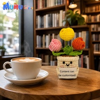 Poupée Tulipe au Crochet Faite Main en Pot, Trois Couleurs, Décoration de Bureau Apaisante et Émotionnelle, Cadeau Personnalisé, Vente en Gros