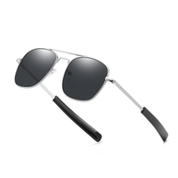 Lunettes de soleil optiques américaines classiques Lunettes de soleil noires de haute qualité Designer Sport Fashion avec cadre en plastique