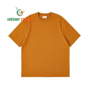 Tratti di verde. T-Shirt da Uomo Personalizzata VS-F002 100% Cotone Pesante 240G Vestibilità Ampia Morbida Asciugatura Rapida - Product Image 1