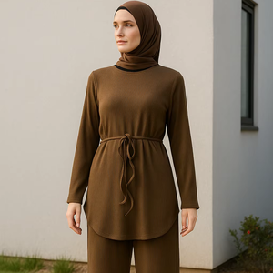 Ensemble en tricot côtelé pour femmes musulmanes modestes YXO020 - <span class=keywords><strong>Tunique</strong></span> à ceinture et pantalon large avec écharpe en jersey Lugid - Product Image 1