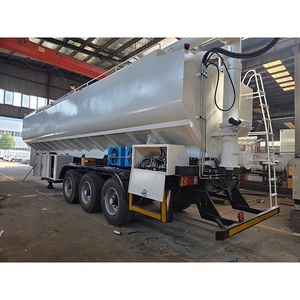 Camiones de Alta Calidad para Transporte de Aves de Corral de 45m³, 60m³ y 70m³ con Tornillo Transportador (Auger) para Alimentos a Granel - Product Image 6