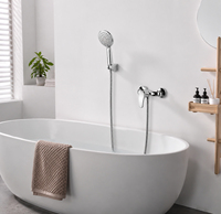 Robinet de douche mural moderne en laiton à poignée unique, chaud/froid, avec douchette à main, pour appartement et hôtel, usage extérieur - Prix de gros
