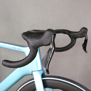 Eersteklas Complete Racefiets Met Koolstofframe En Schijfremwielen Elektronisch Schakelmodel TT-X42 - Product Image 2