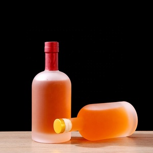 Campione Gratuito Bottiglia da Liquore e Vino in Vetro Vuota Rotonda da 200ml 375ml 500ml 750ml Trasparente e Satinata per Whisky Vodka <span class=keywords><strong>Gin</strong></span> con Tappo in Sughero - Product Image 2