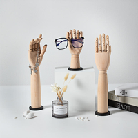 Présentoir Mannequin en Bois Massif pour Bijoux, Bagues, Gants et Vêtements – Idéal pour Magasins