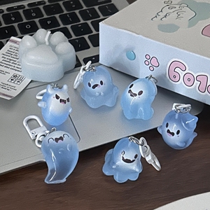 Luminous Halloween Ghost Model Keychain <strong>Glow</strong> <strong>in</strong> <strong>the</strong> <strong>Dark</strong> Ghost KeyChain Cute Jelly Bag Phone Pendant Headphone Case Charm Decor - Product Image 4