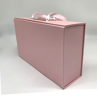 Luxuriöse Rosa Magnetverschluss-Kleidungs- und Schuhboxen Faltbare Karton-Geschenkverpackungen mit Bandgriff