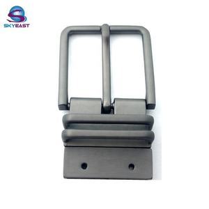 Meilleur prix Boucles de ceinture en métal rotatives réversibles personnalisables pour hommes Meilleures ventes Différents types de zinc 35mm gravés pour les vêtements - Product Image 5