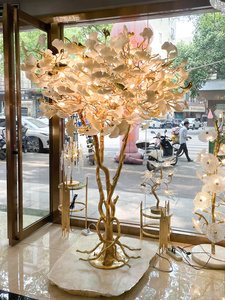 Đèn đứng mạ vàng cho phòng khách hiện đại Đèn độc đáo Đèn chiếu sáng đẹp mắt Đèn đứng mạ vàng - Product Image 2