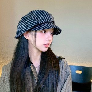 Gorra octogonal suave a rayas estilo retro japonés para mujer, sombrero de estilista transpirable que estiliza el rostro, ideal para primavera y otoño. - Product Image 4
