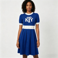 Robe tricotée femme bicolore bleu et blanc, ornée de strass, idéale pour les soirées et les tenues de sororité – Vente en gros usine