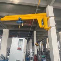 Grue murale rotative flexible à faible bruit avec palan électrique à câble métallique, équipée pour la solution de levage de marchandises en atelier