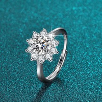 VVS1 1Ct Mossanite Diamond 925 Sterling Silver Jewelry Factory Direct Sales Custom Round Brilliant Cut Flower Engagement Ring