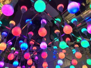 Bombilla <span class=keywords><strong>LED</strong></span> RGBW regulable de <span class=keywords><strong>10W</strong></span> G100 que cambia de Color, Bombilla de globo grande con Control remoto inteligente RGB, función de memoria Base E26/E27/B22