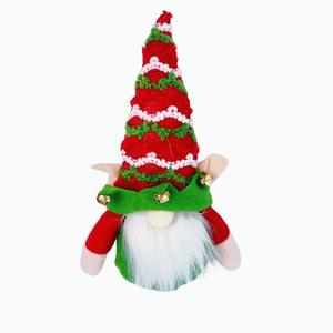 Le dernier décor avec des bois de renne et des cloches ornements d'arbre de gnome de Noël pour la fête de l'arbre de Noël - Product Image 6