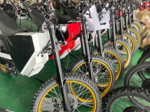 New SS30 22000W Adult E-Bike <b>72V</b> 75AH <b>Battery</b> 200km Range 130-150km/h Speed for Long-Distance Riding HCBK-SS30 - Product Image 6