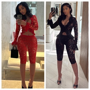 Nuovo Set di leggings in due pezzi in <span class=keywords><strong>pizzo</strong></span> elasticizzato autunnale con Top corto a manica lunga e <span class=keywords><strong>pantaloni</strong></span> Capri Fitness Slim - Product Image 1