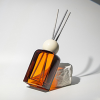 Flacon diffuseur de parfum en verre de luxe de 100 ml avec bouchon à vis et design plat