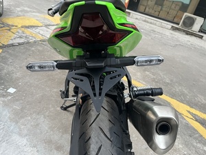 Penyangga Plat Nomor Motor Aluminium <span class=keywords><strong>Alloy</strong></span> Hitam <span class=keywords><strong>Fender</strong></span> Eliminator Bracket Registrasi untuk KAWASAKI ZX4R ZX4RR SE ZX-4RR - Product Image 4
