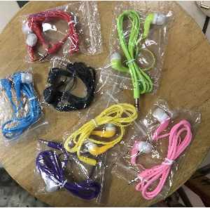 Auricolari MP3 con Filo Piatto, Regalo In-Ear Colorato Premium, Completamente Compatibili con <span class=keywords><strong>Apple</strong></span> e Android - Product Image 5