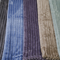 Couverture de canapé en flanelle épaisse unie, douce et moelleuse, personnalisable en usine, vente en gros, pour lit double, grand lit et très grand lit, couverture tissée