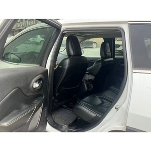 <span class=keywords><strong>Jeep</strong></span> <span class=keywords><strong>Cherokee</strong></span> <span class=keywords><strong>2014</strong></span> 2.4L 4x4 SUV in Condizioni Originali Pronta per Fuoristrada Auto Usata in Vendita - Product Image 4