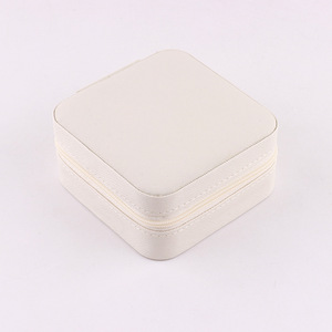 Caja de Almacenamiento de Joyas Cuadrada de Lujo al por Mayor de Fábrica con Cierre de Cremallera, Diseño Compacto Antioxidación para Collares y Pendientes - Product Image 6