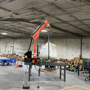 شاحنة رافعة هيدروليكية صغيرة معتمدة من Rima CE-Ton ، مركبة على شاحنة صغيرة للبناء-معدات الرفع الثقيلة - Product Image 1