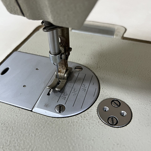 Machine à coudre industrielle et domestique à plat, nouvelle machine à coudre automatique à plat, machine à coudre RN6188-802 - Product Image 2