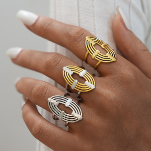 Bague de fiançailles géométrique simple, anneaux doubles uniques, vintage, résistants à l'eau et plaqués or inoxydable, bijoux ALN2512672 - Product Image 1