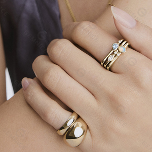 Anelli impilabili Gemnel in argento sterling 925 placcato oro 18 carati con opale, pietra portafortuna, per donna - Product Image 3