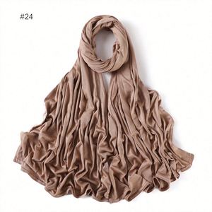 Écharpe en modal respirante et tendance pour femme, couleur unie, style ethnique, châles et autres foulards – Vente en gros - Product Image 3