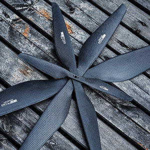 T-MOTOR P30*10 Höhere Tragfähigkeit 30 Zoll 28kg Kohlefaser-Epoxy 2-Blatt Integrierter UAV-Drohnenpropeller <span class=keywords><strong>Quadrocopter</strong></span>-Teil - Product Image 4