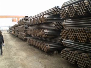 Tuyau en <span class=keywords><strong>acier</strong></span> au carbone soudé en spirale de 60 à 400 mm de diamètre pour les constructions de pipelines pétroliers ERW, longueur de 6 m - Product Image 5