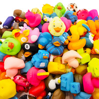Vente en gros de jouets de bain en forme de canards en vinyle et caoutchouc, personnalisables avec logo, de 2 pouces, pour la plage, la sécurité estivale, cadeau de festival pour enfants