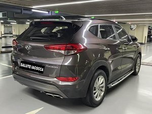 2015 China Precio Bajo para <span class=keywords><strong>Tucson</strong></span> Turbo SUV de 5 Asientos, Coches Usados con Volante a la Izquierda, Gasolina, con Personalización Interior - Product Image 4