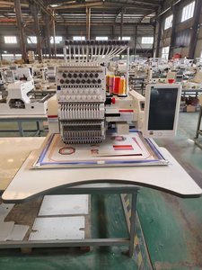 Machine à broder multifonctionnelle Jinyu de haute qualité, tête unique, 400*600 mm, pour casquettes, vêtements, broderie plate, automatique - Product Image 5