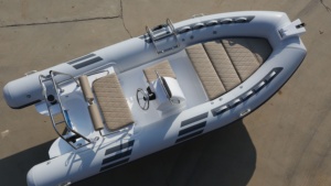 <span class=keywords><strong>Vente</strong></span> flash : <span class=keywords><strong>Bateau</strong></span> pneumatique à coque rigide en fibre de verre RIB-480 avec ponton en PVC ou Hypalon - Product Image 4