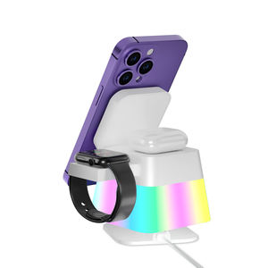 Support de <span class=keywords><strong>chargeur</strong></span> sans fil magnétique 3-en-1 pliable et rotatif avec lumière RGB pour iPhone, <span class=keywords><strong>Apple</strong></span> Watch et AirPods - Product Image 6