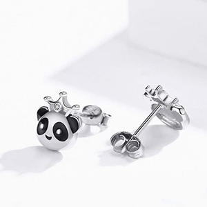 Boucles d'oreilles Panda en or blanc, design de dessin animé, accent diamant, mignonnes, unisexes, cadeau, bijoux, boucles d'oreilles tendance - Product Image 4